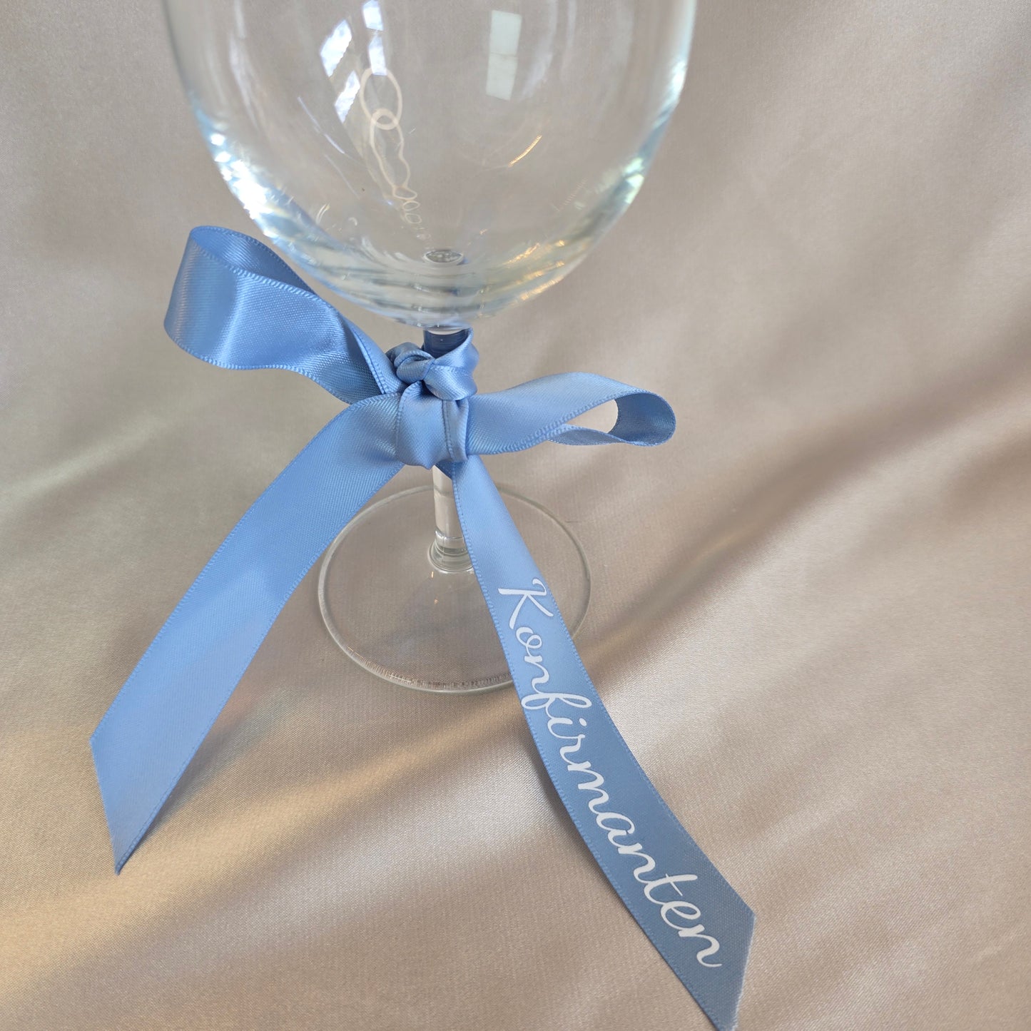 Satengbånd med navn 18mm