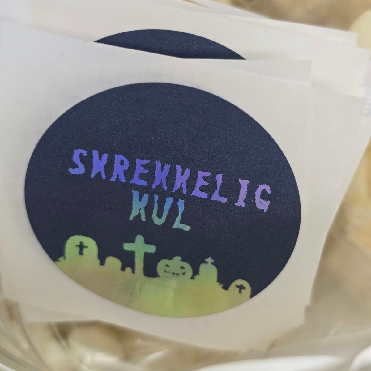 Halloween klistremerker med kirkegård