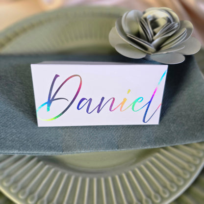 Bordkort med navn i holografisk folie