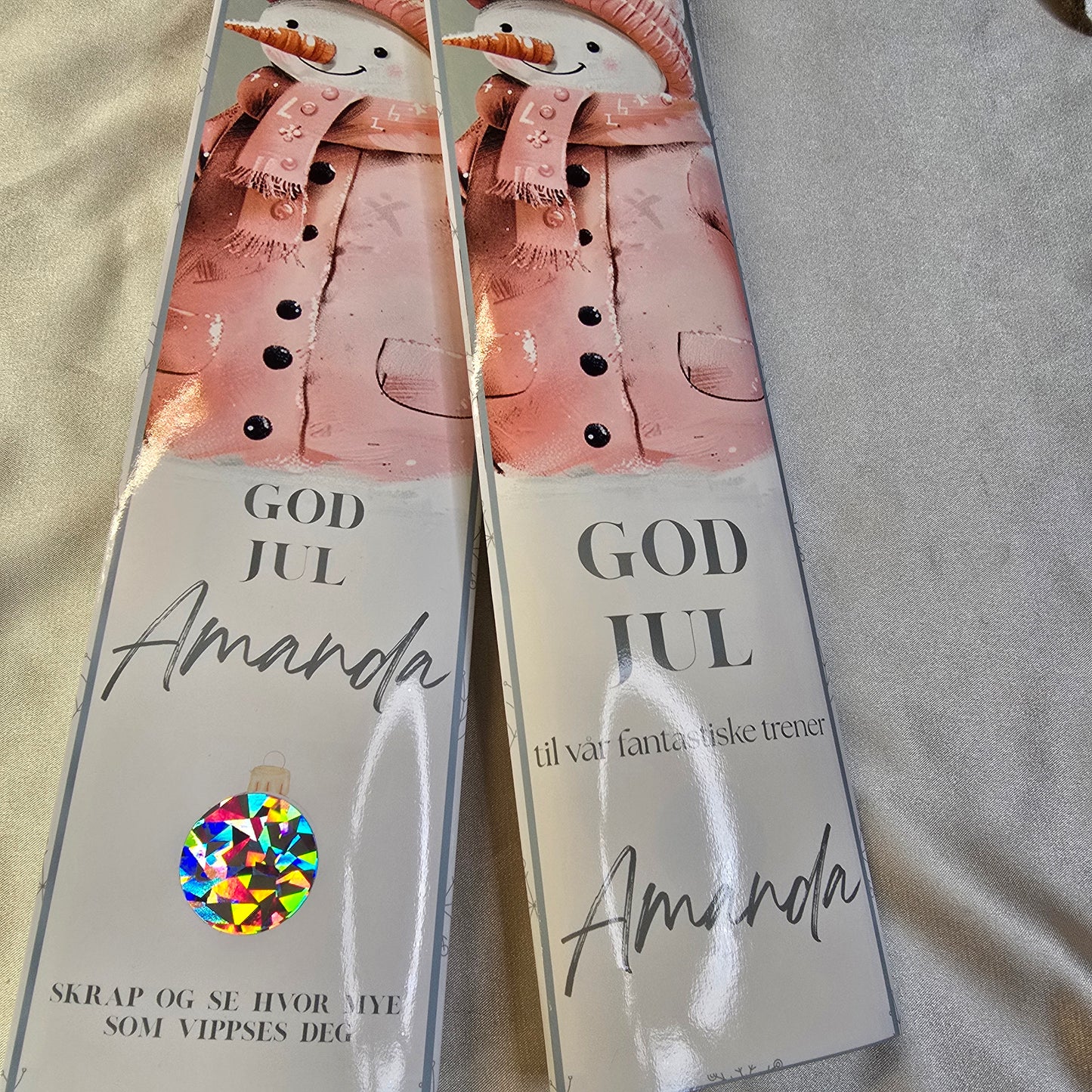 Personlig sjokoladeomslag for store sjokoladeplater - Rosa snømann