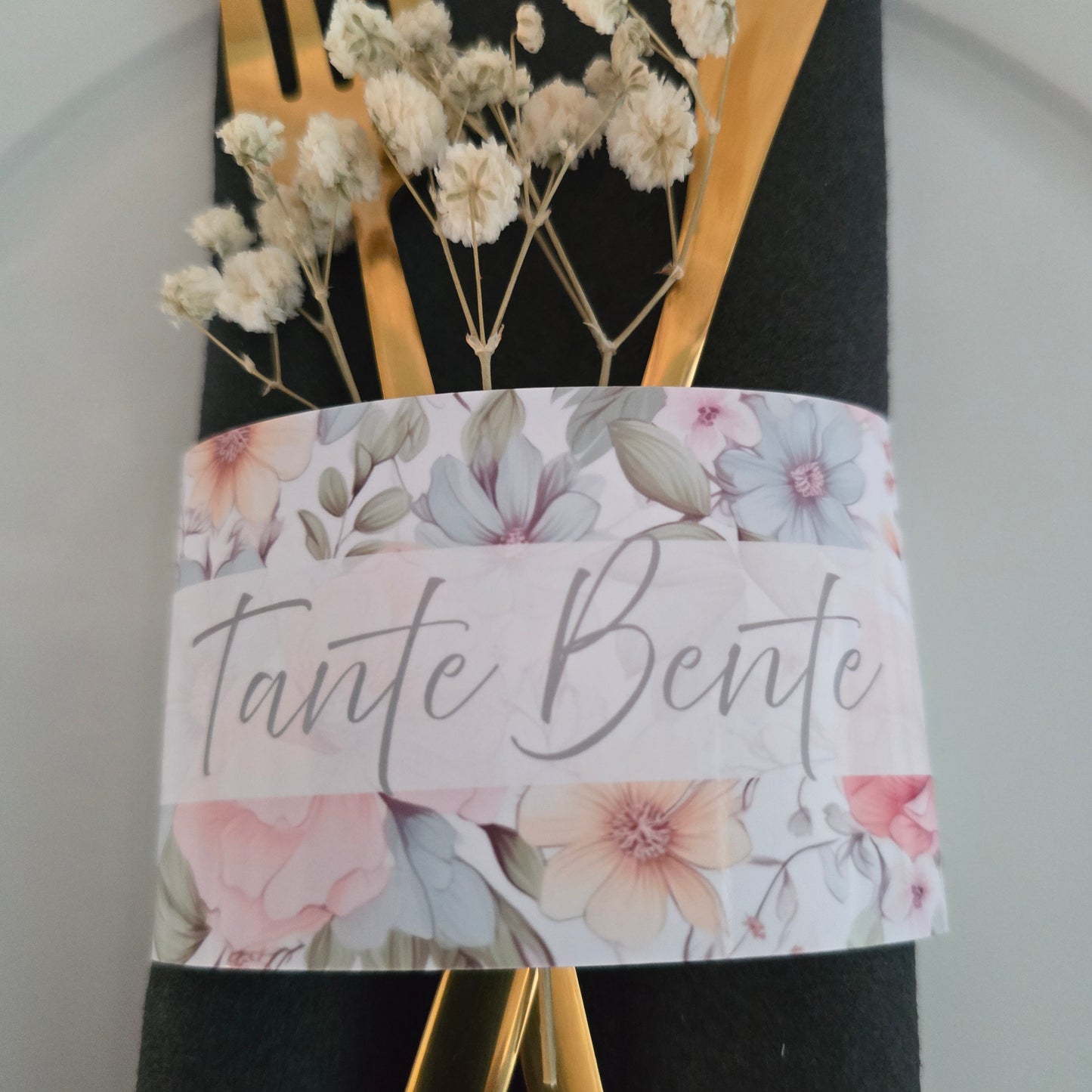 Serviettbånd med navn - blomster