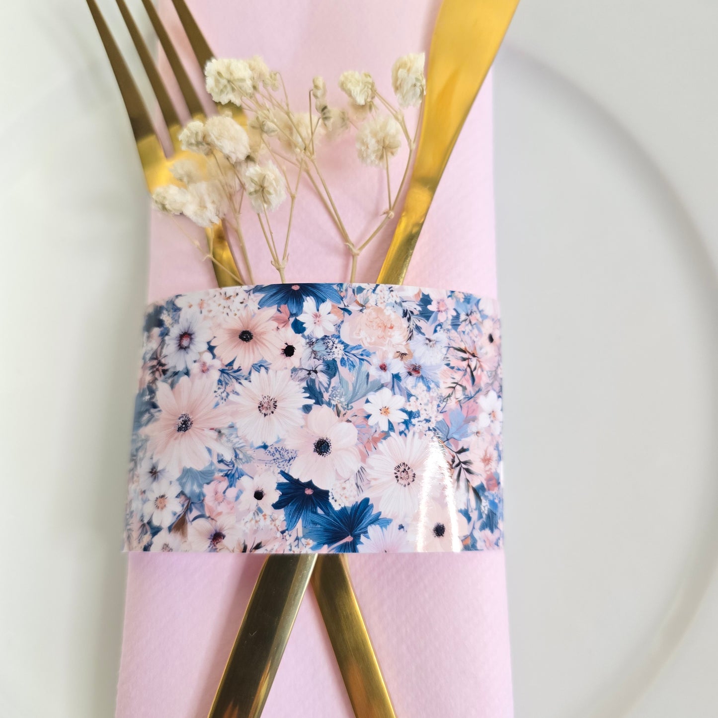 Serviettbånd med blomstermotiv